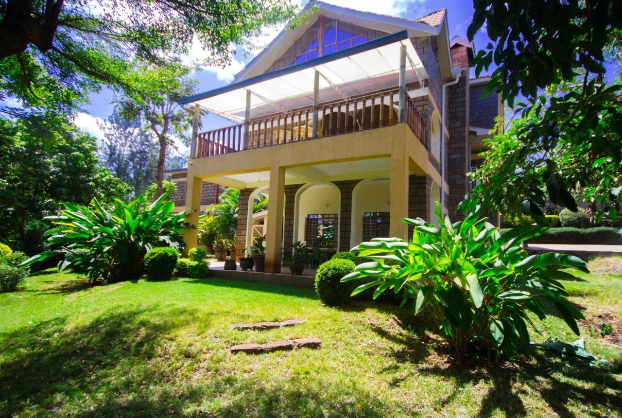 Bed and Breakfast Riverfront Gardens à Mjini Extérieur photo