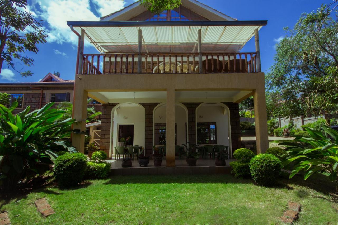 Bed and Breakfast Riverfront Gardens à Mjini Extérieur photo